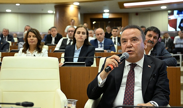 antalya-buyuksehir-belediye-meclisinin-mayis-ayi-olagan-toplantisi-gerceklestirildi.jpg