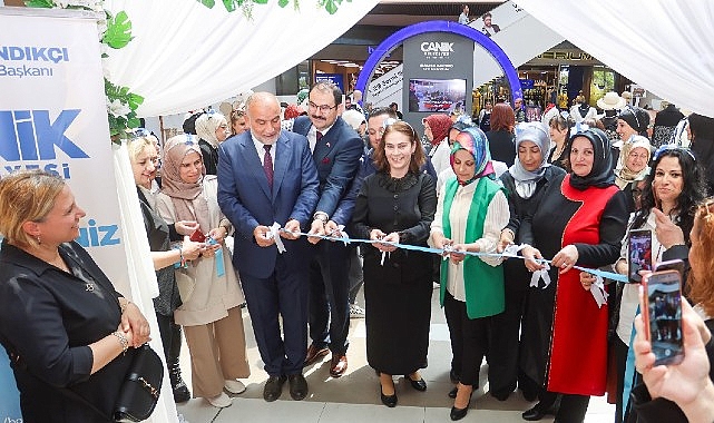baskan-ibrahim-sandikci-kadin-istihdaminda-oncu-olmaya-devam-ediyoruz.jpg