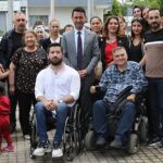 bayrakli-belediyesi-engelliler-merkezine-kirmizi-bayrak.jpg