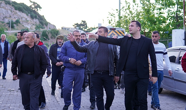 bornova-belediye-baskani-omer-eskiden-kirsal-mahalle-cikisi.jpg