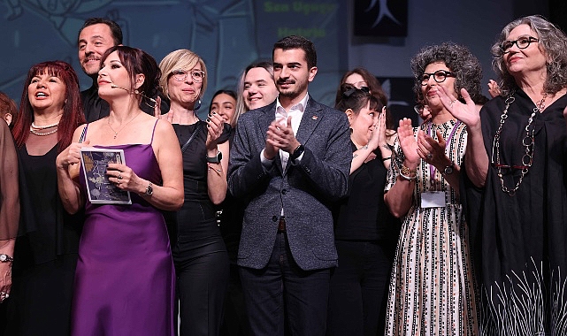 cankaya-belediyesinin-destekcileri-arasinda-oldugu-27-ucan-supurge-uluslararasi-kadin-filmleri-festivali-basladi.jpg