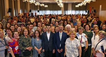 Çankaya Evleri Yıl Sonu Sergileri” Çankaya Belediye Başkanı Hüseyin Can Güner’in ziyaretiyle sona erdi