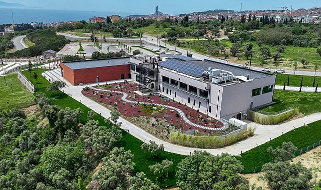darica-kutuphanesi-genclere-en-guzel-hediye.jpg