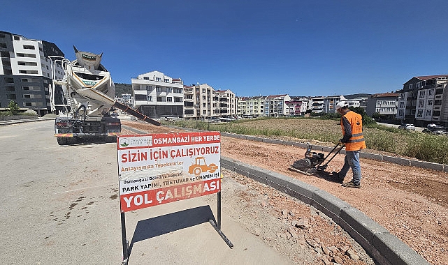 demirtasa-yeni-kaldirim-ve-bisiklet-yollari.jpg
