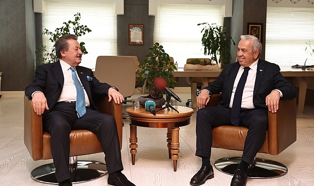 devlet-eski-bakani-cavit-caglar-nilufer-belediye-baskani-sadi-ozdemiri-ziyaret-etti.jpg