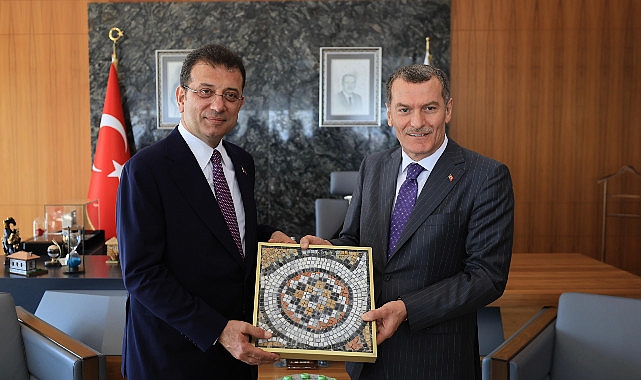 ekrem-imamoglu-zeytinburnu-belediye-baskani-omer-arisoya-tebrik-ziyaretinde-bulundu.jpg