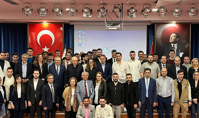 gazzeli-mustafa-sesini-duyurmak-icin-mektup-yazdi-savas-ruhlarimizi-parcaliyor-hayallerimizi-yok-ediyor.jpg