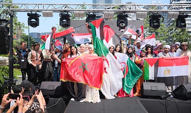 istinye-universitesi-cesitliligi-kutladi-kahveler-yemenden-mantilar-cin-ve-turkiyeden.jpg