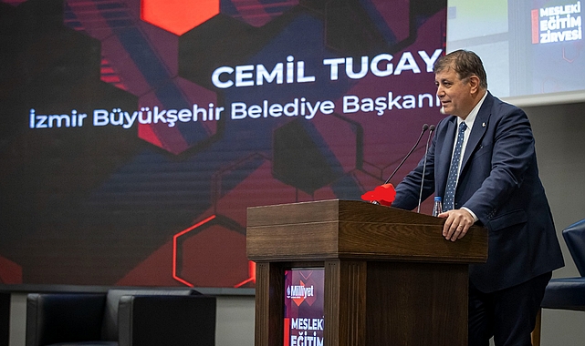 izmir-buyuksehir-belediye-baskani-dr-cemil-tugay-genclere-destegimizi-artirarak-surdurecegiz.jpg