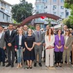 izmir-buyuksehir-belediye-baskani-dr-cemil-tugay-ulu-onder-gazi-mustafa-kemal-ataturkun-annesi-zubeyde-hanimi-anneler-gununde-kabri-basinda-andi.jpg