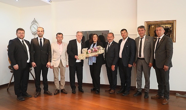 karacasu-belediye-baskani-mustafa-buyukyapicidan-aydin-buyuksehir-belediye-baskani-ozlem-cerciogluna-nezaket-ziyaretinde-bulundu.jpg