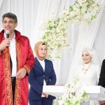 kartepe-belediye-baskani-av-m-mustafa-kocaman-hemsehrilerinin-en-mutlu-gunlerinde-yanlarinda-olmaya-devam-ediyor.jpg