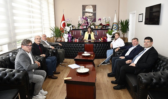 malkara-belediyesi-tum-bel-sen-mayis-2024-persembe-gunu-baskanlik-makaminda-toplu-is-sozlesmesinin-imza-toreni-gerceklestirildi.jpg