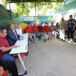 menderes-belediye-baskani-ilkay-cicek-belediye-santiyelerini-gezerek-calisma-arkadaslariyla-bir-araya-geldi-kontroller-gerceklestirdi.jpg