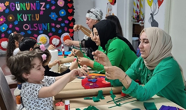 miniklerden-anneler-gunu-hediyesi.jpg