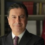mugla-buyuksehir-belediye-baskani-ahmet-aras-anneler-gunu-icin-bir-mesaj-yayimladi.jpg