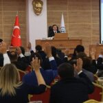 mugla-buyuksehir-belediye-meclisi-ahmet-aras-ogrenciler-icin-1-tlye-dusurdugumuz-sefer-agini-genisletiyoruz.jpg