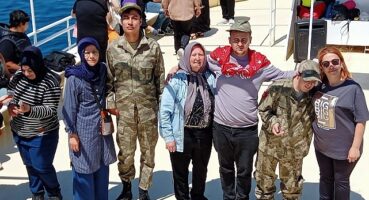 Onlar Şimdi Asker