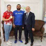 sampiyon-sporcudan-baskan-ozturke-ziyaret.jpg