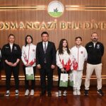 sampiyon-sporculardan-baskan-aydina-ziyaret.jpg