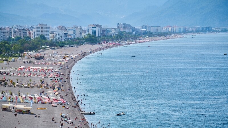 Turizmde İletişim: Gülümsemenin Ötesinde Bir Sanat