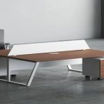 İkili Çalışma Masası: Modern Ofisler ve Home Office İçin Verimli Alan Çözümü